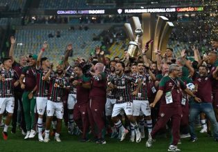 Απίστευτο: Οπαδός της Φλουμινένσε είχε κάνει τάμα και διέσχισε γονατιστός το «Μαρακανά» (vid)