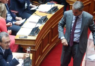 Μητσοτάκης προς ΣΥΡΙΖΑ: Κινδυνεύετε να γίνετε κόμμα Black Friday, με -50%