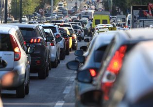 Κίνηση στους δρόμους: Πού υπάρχει κυκλοφοριακή συμφόρηση