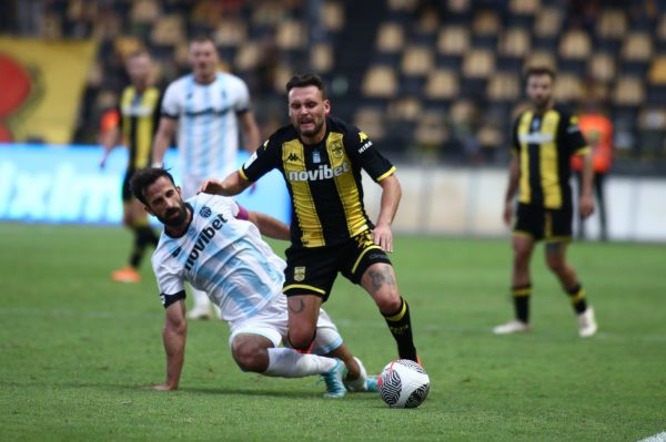 Χωρίς Βερστράτε ο Αρης κόντρα στην ΑΕΚ