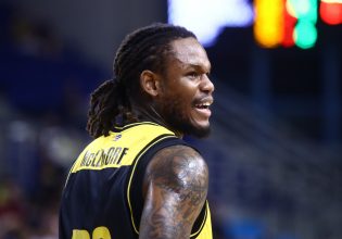 Ανησυχία στην ΑΕΚ: Τραυματίστηκε ο ΜάκΛεμορ