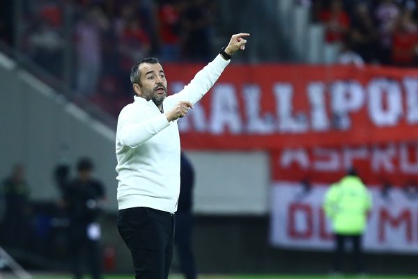 LIVE & Live streaming: Η συνέντευξη Τύπου του Μαρτίνεθ ενόψει Γουέστ Χαμ