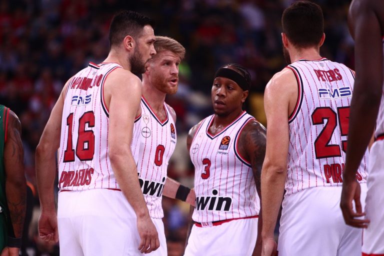 Η βραδιά του Κάνααν, ο συγκινητικός Μιλουτίνοφ και τα… θρίλερ (pics, vids)