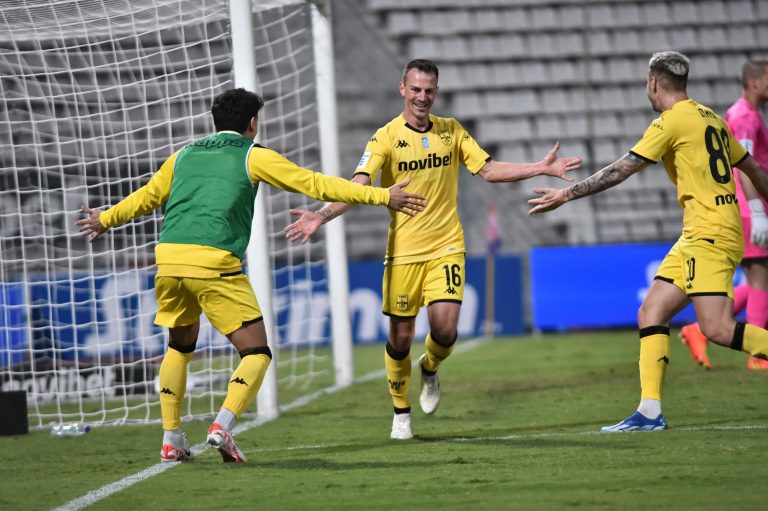 Η βαθμολογία της Super League (pics)