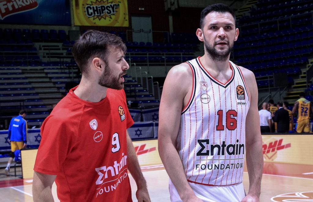 Παπανικολάου: «Δεν έχουμε καταφέρει να κάνουμε μια προπόνηση όλοι μαζί»