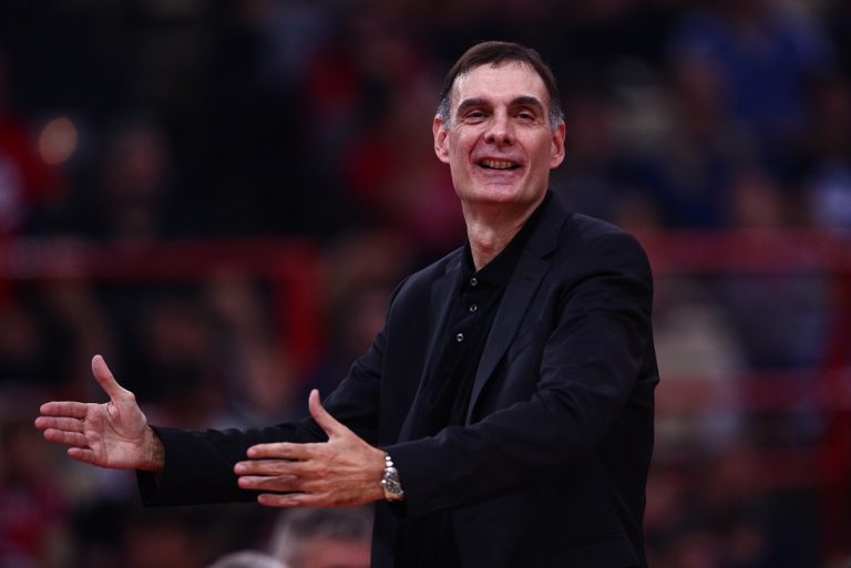 Αποκάλυψη για Ολυμπιακό: «Όνομα έκπληξη και… Ντέιβις – Αποφασίζει ο Μπαρτζώκας» (pic)