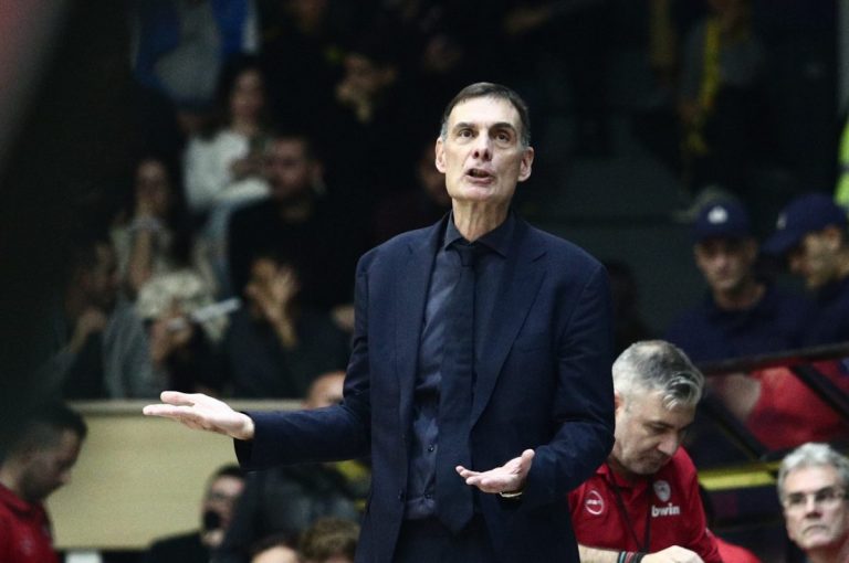 Μίλησε για τις μεταγραφές του Ολυμπιακού ο Μπαρτζώκας