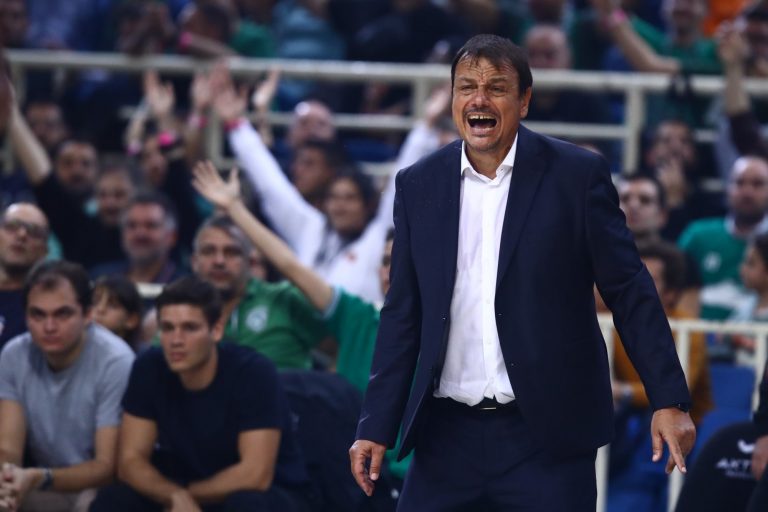 Αταμάν: «Παίζουμε πολύ καλή άμυνα, εξαιρετικός ο Μήτογλου»