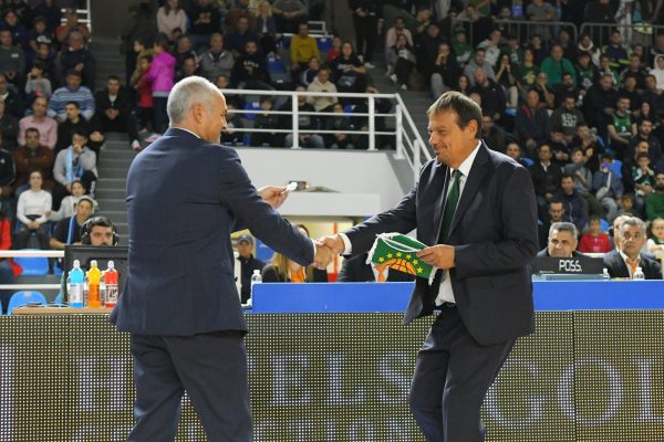 Έξαλλος ο Αταμάν: «Αύριο κάποιοι θα προπονηθούν πολύ» (vid)