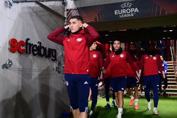 Η προπόνηση του Ολυμπιακού πριν την αναμέτρηση με την Φράιμπουργκ (vids, pics)