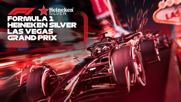 H «αμαρτωλή πόλη» του Λας Βέγκας επιστρέφει 41 χρόνια μετά στη Formula 1 για μία μοναδική παράσταση (pics)