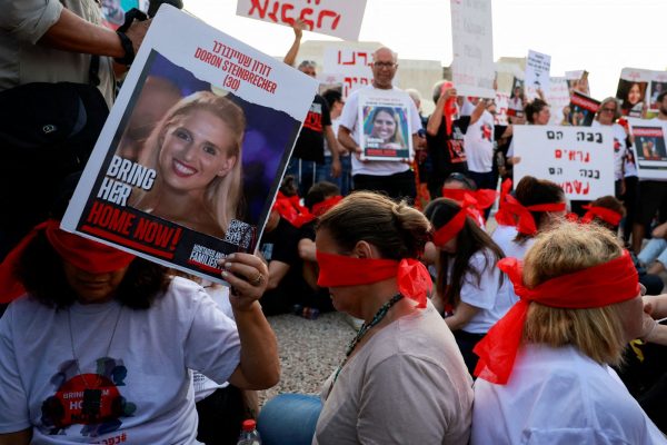 Γέννησε σε συνθήκες αιχμαλωσίας όμηρος της Χαμάς στη Γάζα