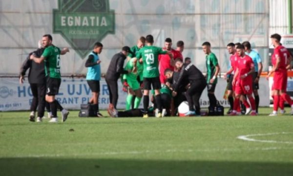 ΣΟΚ: Ποδοσφαιριστής στην Αλβανία κατέρρευσε εν ώρα αγώνα κι έφυγε από τη ζωή!