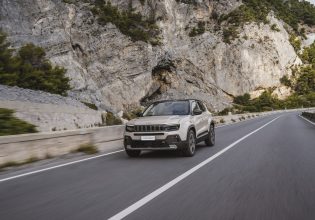 Jeep Avenger e-Hybrid: Νέα ήπια υβριδική έκδοση