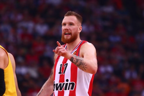 Το μεγάλο ενδιαφέρον για Γκριγκόνις και ο Μπραζντέικις (vid)