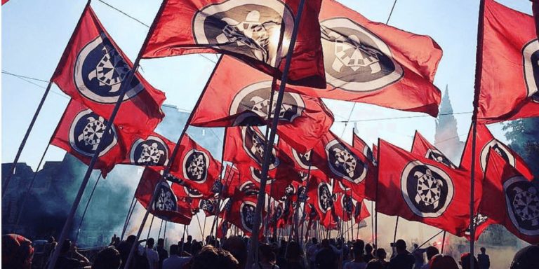 CasaPound: Ποιο είναι το νεοφασιστικό μόρφωμα που ανήκουν οι συλληφθέντες στο Ελ.Βενιζέλος