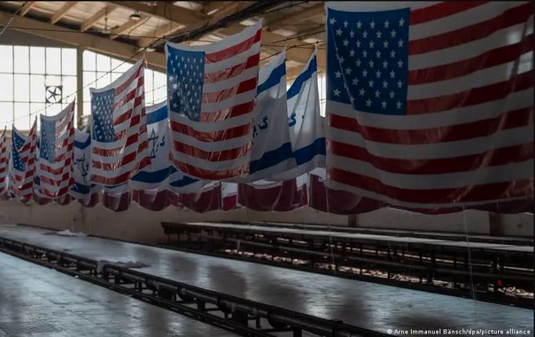 Αμερικανικές σημαίες ιρανικής παραγωγής