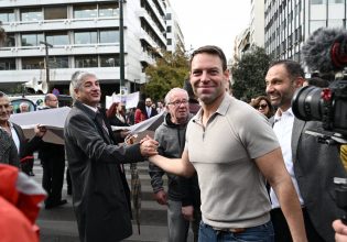 Στέφανος Κασσελάκης: Στη συγκέντρωση διαμαρτυρίας για το φορολογικό ο πρόεδρος του ΣΥΡΙΖΑ