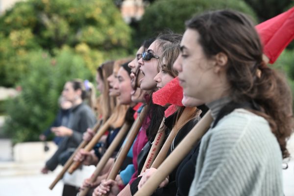 Μεγάλη πορεία στο κέντρο της Αθήνας κατά της έμφυλης βίας