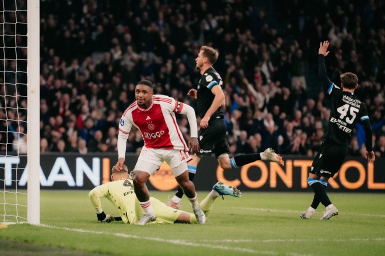Δεύτερη σερί νίκη για τον Άγιαξ (4-1)