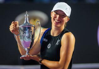 Ίγκα Σβίατεκ: Η Βασίλισσα του παγκοσμίου τένις – Τα σάρωσε όλα! (vid+pics)