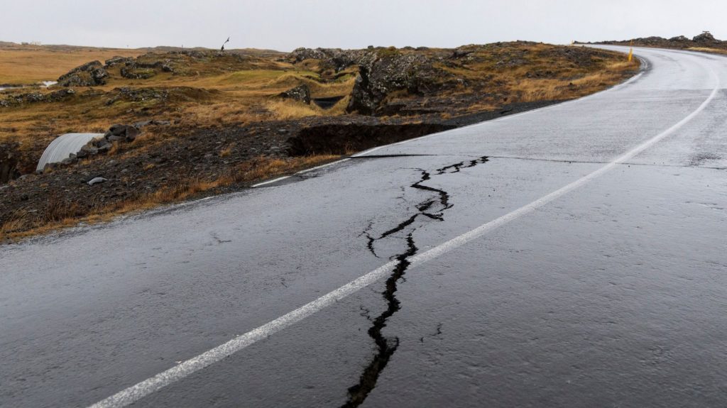 Η Ισλανδία προετοιμάζεται για ηφαιστειακή έκρηξη