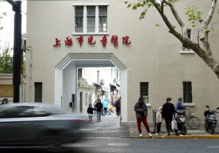 Συναγερμός στην Κίνα: Αυξάνονται επικίνδυνα τα κρούσματα παιδικής πνευμονίας