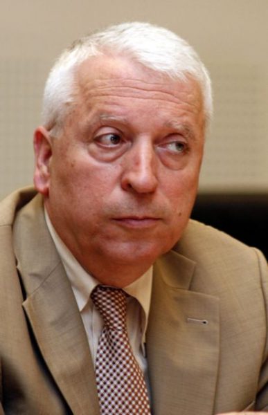 Κώστας Μουτζούρης: «Η πρόθεσή μου, ήταν και είναι να συνεργαστώ υποδειγματικά με την Κυβέρνηση»