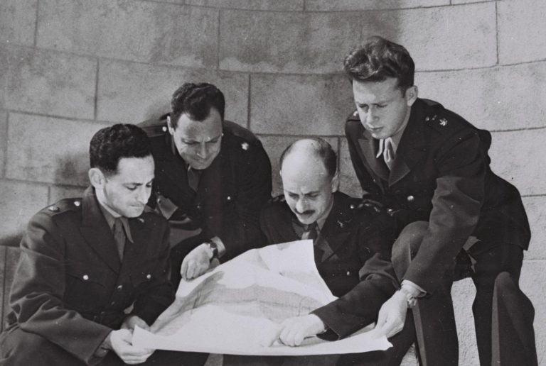 Σε ποιο ελληνικό νησί Ισραηλινοί και Άραβες δέχτηκαν να σιγάσουν τα όπλα και όχι μόνο;