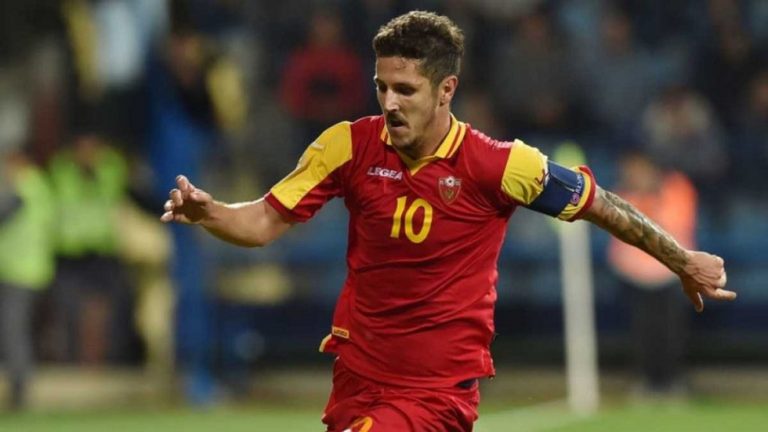 Πέρασε στο Euro η Σλοβακία (4-2), σόου από τον Γιόβετιτς για το Μαυροβούνιο (2-0)