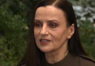 Καρυοφυλλιά Καραμπέτη: «Δεν παντρεύτηκα ποτέ γιατί…»