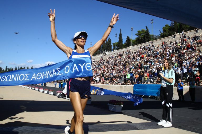 40ος Αυθεντικός Μαραθώνιος: Η Ελληνίδα Γκλόρια Πριβιλέτζιο στην κορυφή – «Δεν το έχω συνειδητοποιήσει 100%»