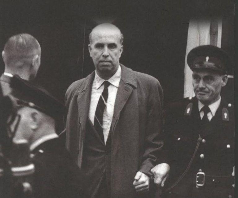 Ένας καλοντυμένος επαναστάτης