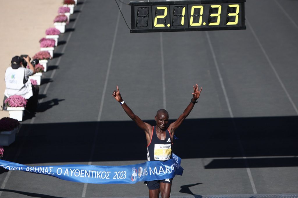 Μαραθώνιος 2023: Τερμάτισε πρώτος ο Κενυάτης Κίπτο – «Δεν περίμενα να κάνω το ρεκόρ»