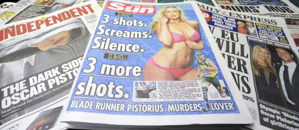 Πρωτοσέλιδα από την περίοδο της άγριας δολοφονίας της Ρίβα Στίνκαμπ