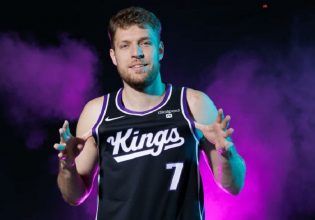 Αποθέωσε Βεζένκοφ ο προπονητής των Κινγκς: «Δεν έχει ταβάνι!»