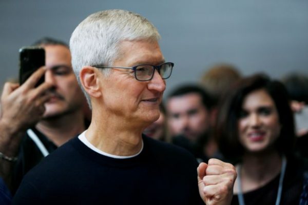 Τι χρειάζεται για να δουλέψει κάποιος στην Apple; – Τι απαντά ο CEO Τιμ Κουκ