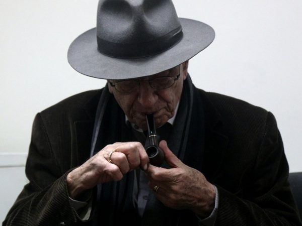 Σπάνιο ντοκουμέντο: Ο Βασίλης Βασιλικός αυτοβιογραφείται στο Μονόγραμμα