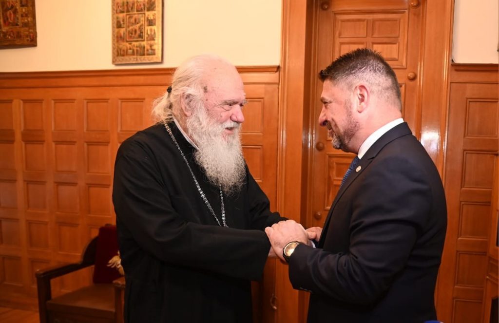 Συνάντηση Χαρδαλιά με τον Αρχιεπίσκοπο Ιερώνυμο – Συμφωνία για συμπόρευση Περιφέρειας-Εκκλησίας