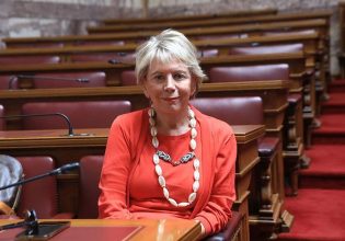 ΣΥΡΙΖΑ: Στην επιτροπή Δεοντολογίας στέλνει η ΝΕΒΑ την Έλενα Ακρίτα