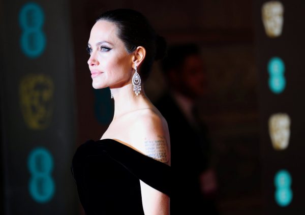 Η πρώτη εμφάνιση της Αντζελίνα Τζολί μετά το «παγκόσμιας κλάσης μ@#@#ας» στον Μπραντ Πιτ