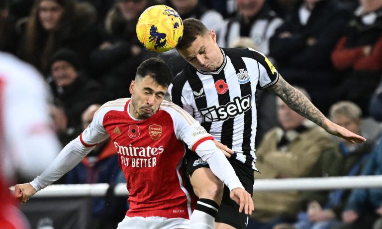 Ανω κάτω η Premier League με τη διαιτησία του Νιούκαστλ-Άρσεναλ: Ενα ακόμα «σκάνδαλο» (pics + vid)