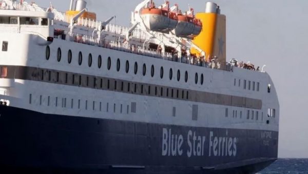 Νάξος: Πλοίο με 411 επιβάτες προσέκρουσε στο λιμάνι