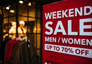 Από την Black Friday στη Cyber Monday – Ανοικτά σήμερα τα καταστήματα