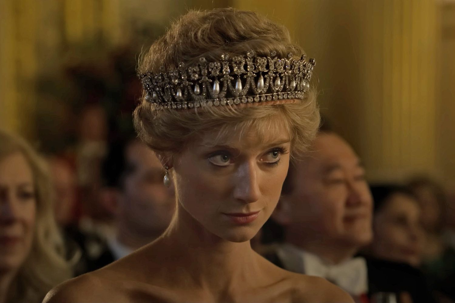 «The Crown» - Ελίζαμπεθ Ντεμπίκι: «Αβάσταχτα» τα γυρίσματα με τις τελευταίες στιγμές της Νταϊάνα