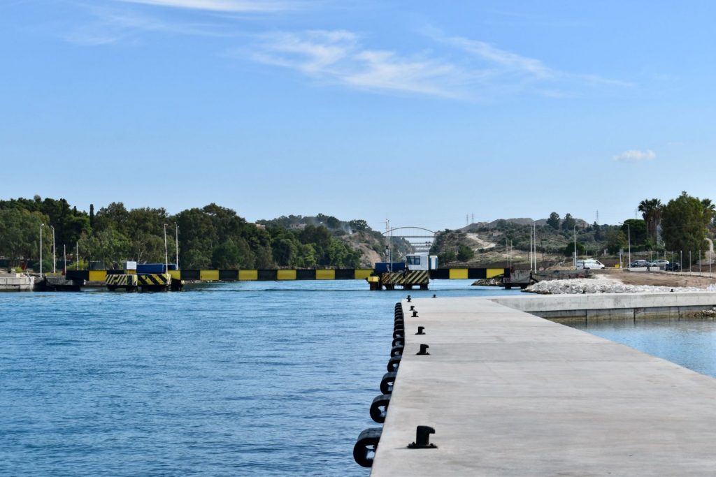 Παραδόθηκε από την Περιφέρεια το έργο για την προστασία της αρχαίας διόλκου, στον Ισθμό