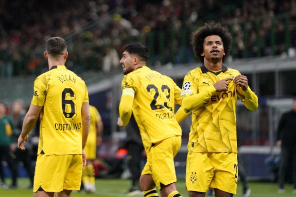 Τριάρα στο Μιλάνο και πρόκριση για την Ντόρτμουντ (3-1), στους «16» Μπαρτσελόνα (2-1) και Ατλέτικο (3-1)