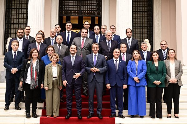 Μητσοτάκης – Χριστοδουλίδης: Συμφώνησαν σε περαιτέρω ενίσχυση της διμερούς συνεργασίας Ελλάδας και Κύπρου