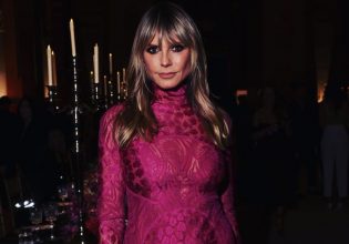 H αποκριάτικη στολή της Χάιντι Κλουμ είχε για αξεσουάρ… δέκα χορευτές