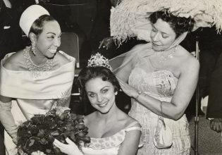 Τα πάρτι της Μόλι Μουν συγκέντρωσαν εκατομμύρια για το κίνημα των πολιτικών δικαιωμάτων